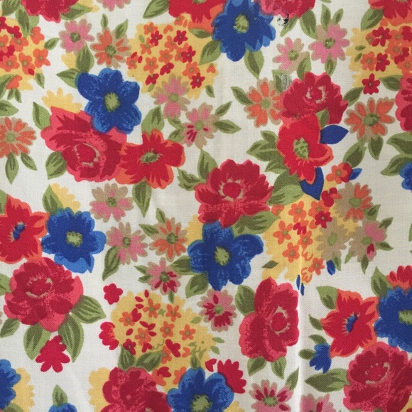 Vintage Floral Blouse - Picture 2 of 6